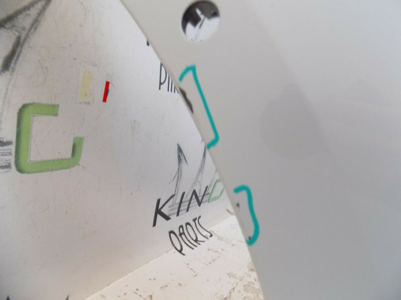 BMW 1 SERIES F40 SE 2019-ON FRONT BUMPER WHITE 6 PDC GRILL 7459708