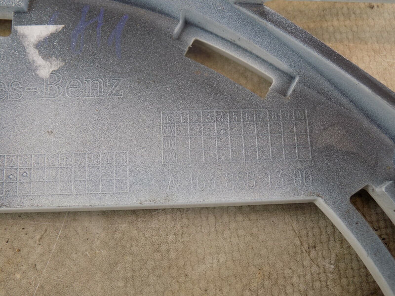 MERCEDES G-CLASS W463 2018-ON RADIATOR GRILL TRIM INNER FRAME A4638881300  WHITE