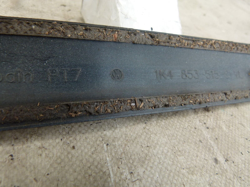 VW GOLF MK5 PLUS 2004-08 FRONT LEFT DOOR TRIM GENUINE 1K4853515
