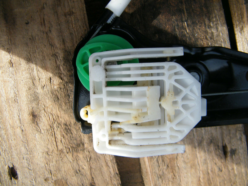 BMW 3 E90 E91 05-11 WINDOW WINDER MECHANISM REGULATOR MOTOR Front Door Left Side