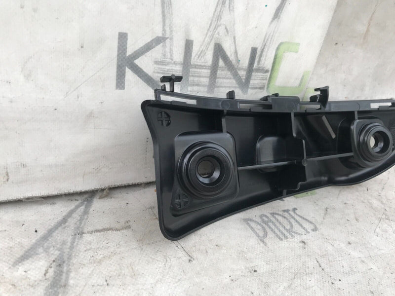 MERCEDES RIGHT SIDE REAR BUMPER BRACKET A1768850265