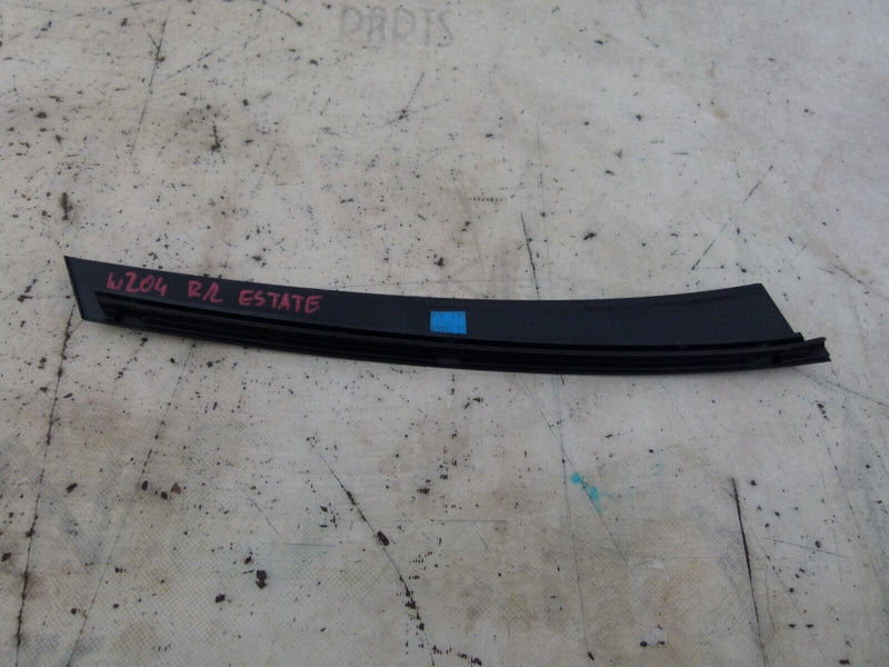 MERCEDES C W204 ESTATE 2007-11 REAR LEFT C-PILLAR TRIM GENUINE A2046900787