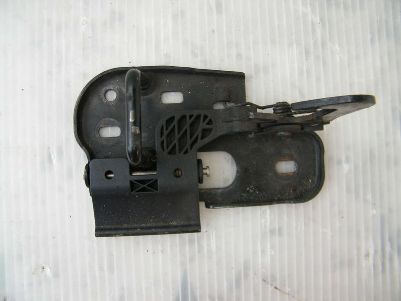 VW PASSAT B6 3C 2005-2010 FRONT HOOD BONNET CATCH LOCK LATCH MECHANISM 3C0823480