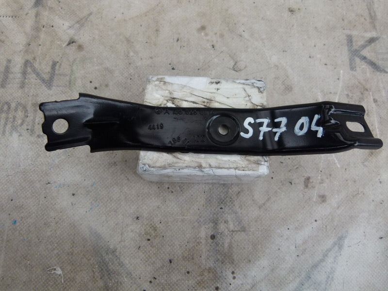 MERCEDES GLA X156 2013-2017 FRONT LEFT WING BRACKET GENUINE A1566280114