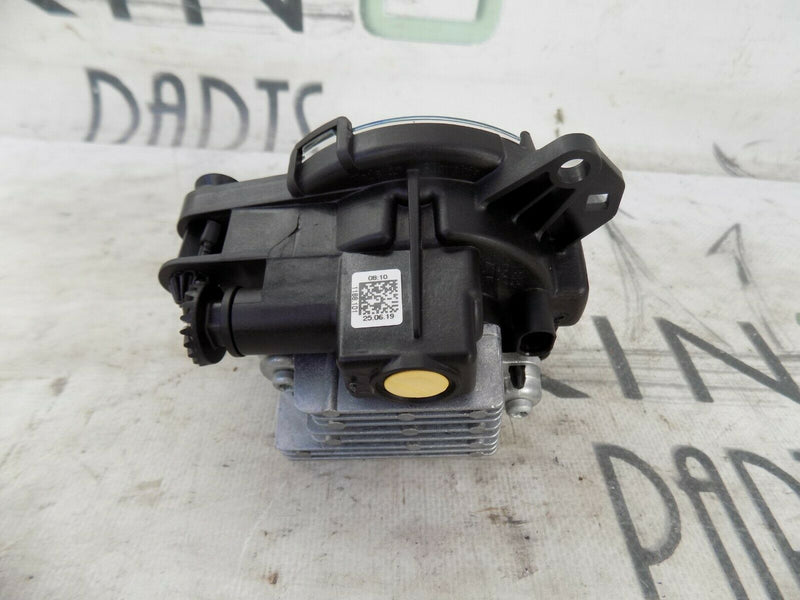 LAND ROVER DEFENDER L663 2020-ON FRONT RIGHT BUMPER FOG LIGHT L8B2-15201-AB