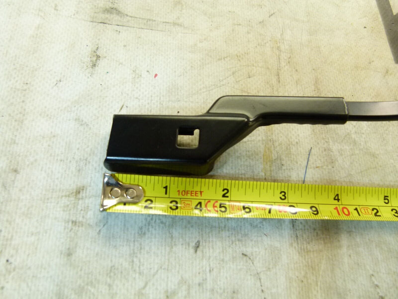 PEUGEOT 308 SW ESTATE 2017-21 FRONT RIGHT DRIVER SIDE WIPER ARM 97036203