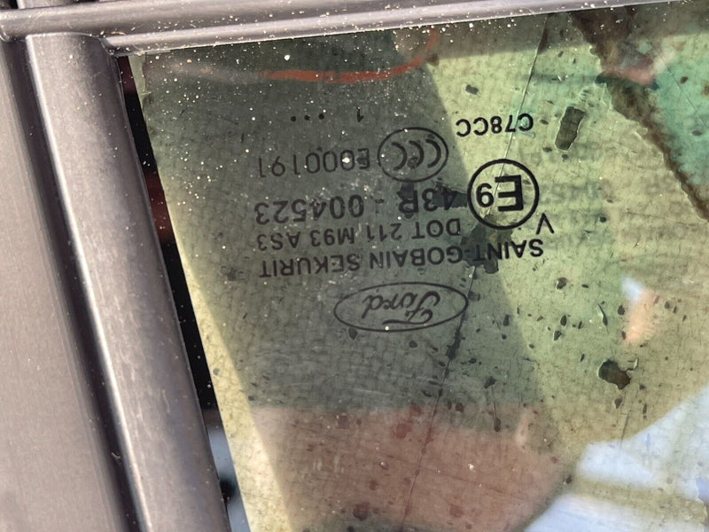 FORD FOCUS MK4 C519 2018-23 REAR DOOR RIGHT DRIVER SIDE QUARTER WINDOW GLASS