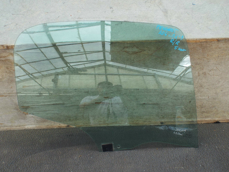 Peugeot 206 1998-2009 5 DR Rear Door Window Glass Right Driver Side O/S