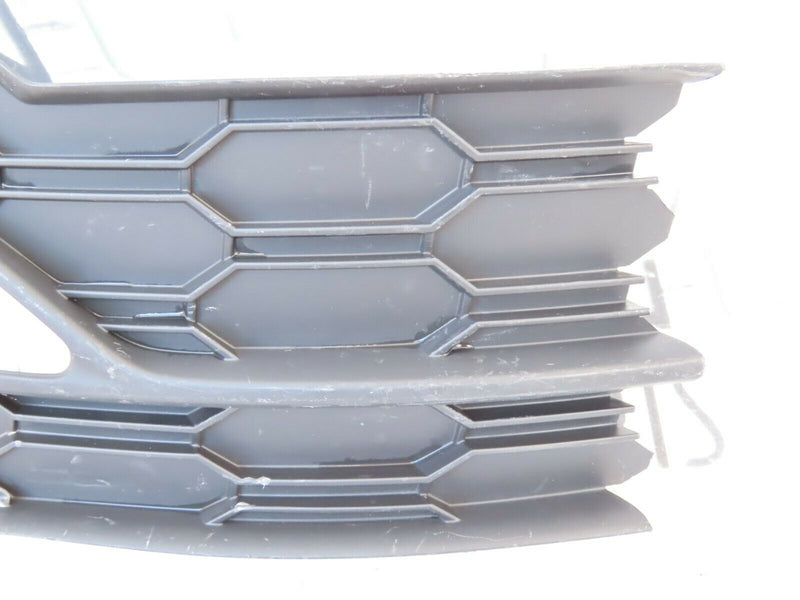 SKODA OCTAVIA 2020-ON FRONT BUMPER LEFT FOG LIGHT GRILL SURROUND