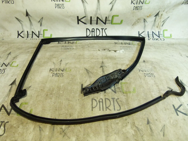RANGE ROVER SPORT 13-17 REAR LEFT WINDOW RUBBER SEAL GENUINE DK62250A21A