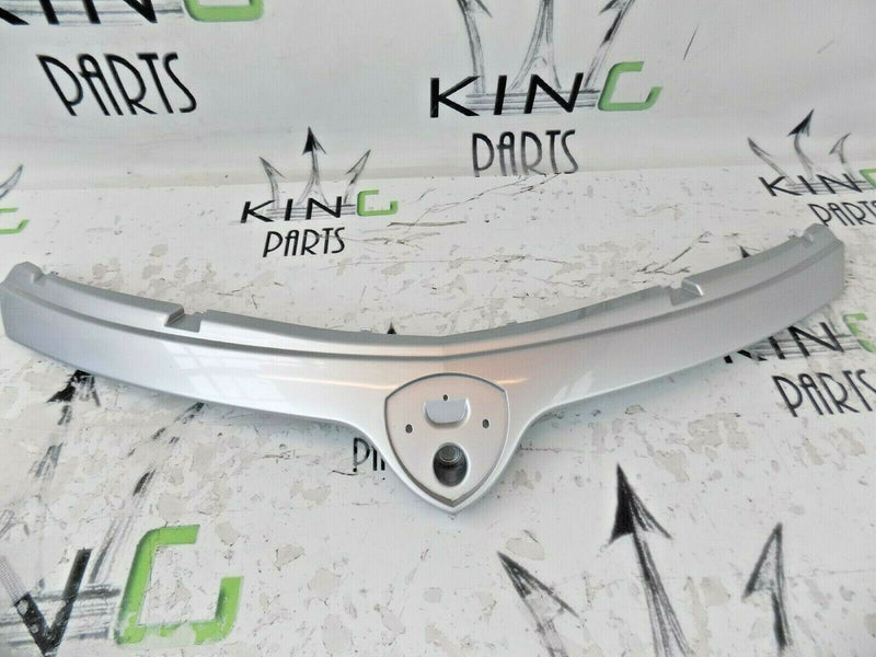 LANCIA YPSILON 846 2018-ON FACELIFT FRONT BUMPER GRILL TRIM IN SILVER 735618646