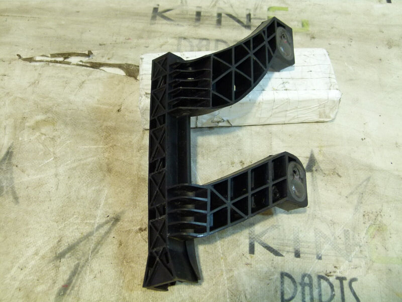 PEUGEOT 308 SW ESTATE 2017-21 REAR LEFT DOOR WINDOW GLASS GUIDE 9802146880