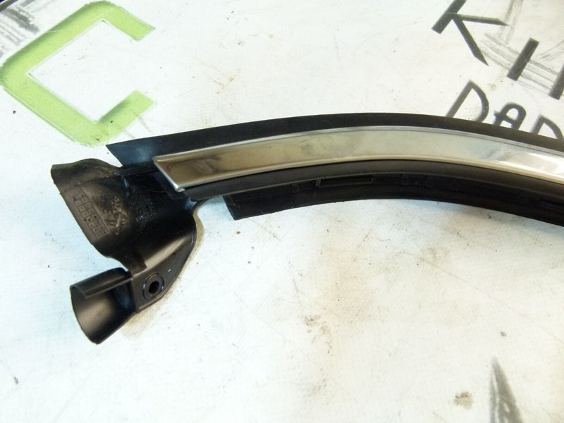 PEUGEOT 308 SW ESTATE 2017-21 FRONT LEFT DOOR RUBBER SEAL 9677894480