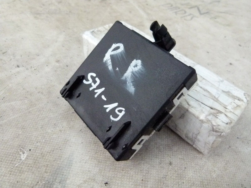 MERCEDES C W205 2014-18 REAR RIGHT DOOR CONTROL UNIT GENUINE A2059002011