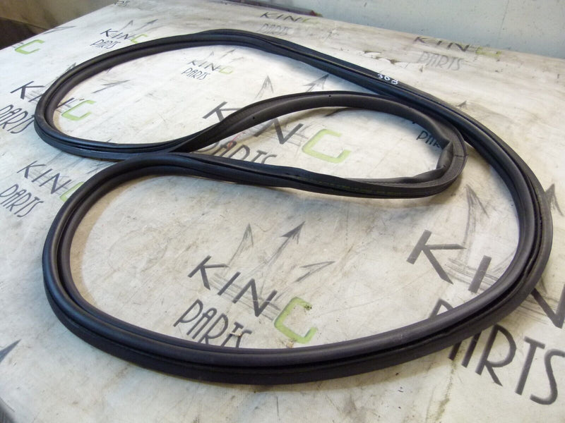 PEUGEOT 308 SW ESTATE 2017-21 REAR TAILGATE TRUNK RUBBER SEAL 9677900780