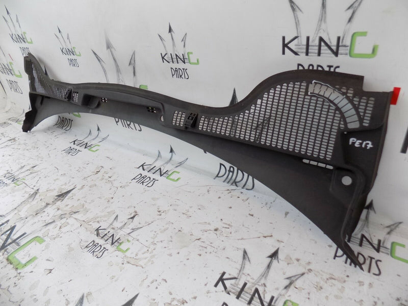 SKODA OCTAVIA 2004-2009 FRONT WINDSCREEN WIPER SCUTTLE PANEL 1Z1819415F