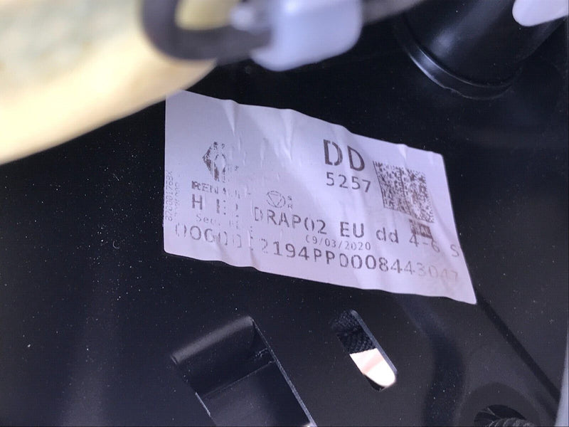 RENAULT CAPTUR MK2 2020-ON GENUINE FRONT SEAT RIGHT DRIVER SIDE & BUCKLE BELT