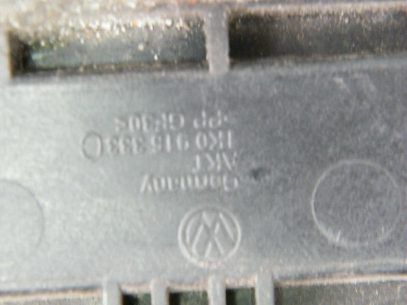 VW PASSAT B6/B7 3C 2005-2010 AUDI A3 BATTERY UNDER TRAY MOUNT 1K0915333C