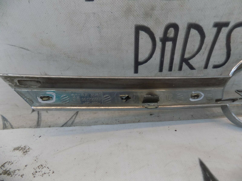 VAUXHALL CORSA C 2004-2006 FRONT GRILLE BADGE CHROM EMBLEM OEM 551290562
