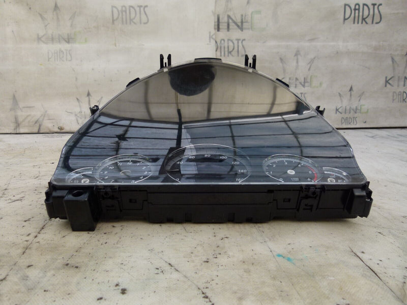 MERCEDES C W204 2007-11 DASHBOARD SPEEDOMETER GENUINE A2049003802