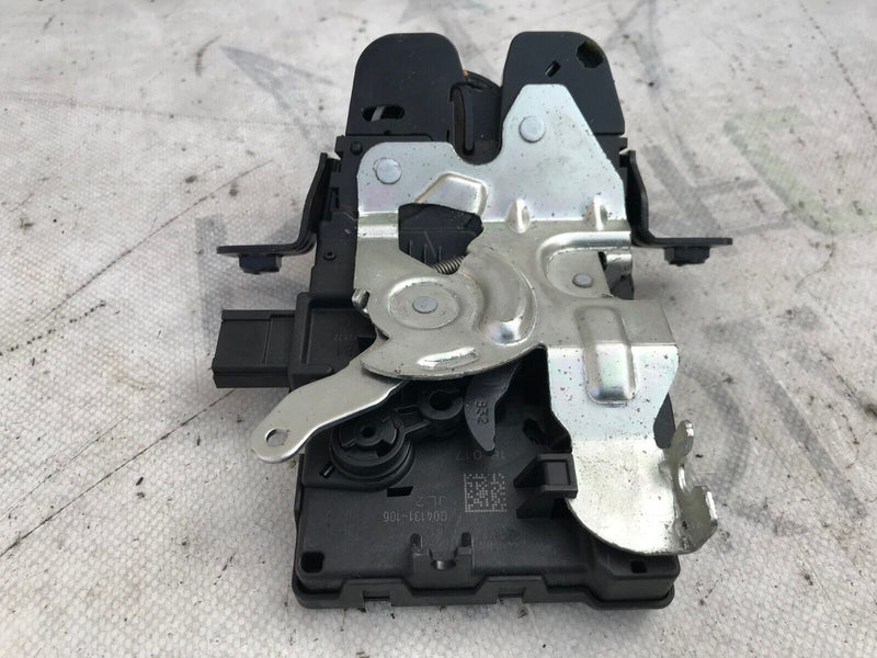 RANGE ROVER EVOQUE L551 2019- BOOT TAILGATE LATCH CATCH GENUINE CPLA442A66