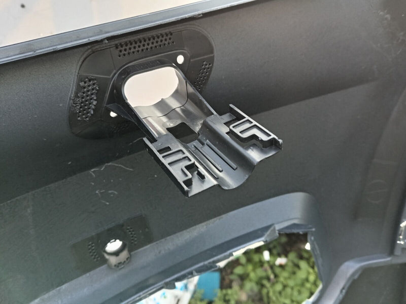VOLVO XC40 2018-ON FRONT BUMPER GENUINE 31449359
