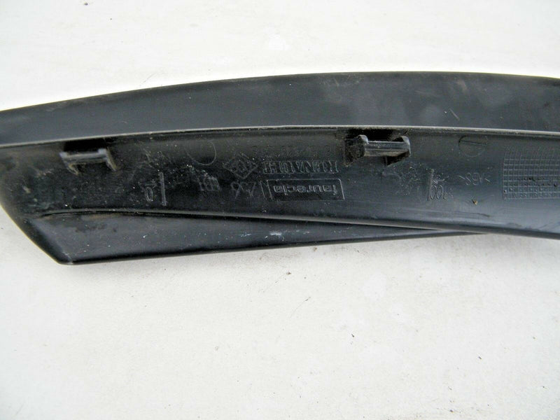 RENAULT CLIO III 2005-2012 Right Radiator Grille 1859430S16 (S17-03)