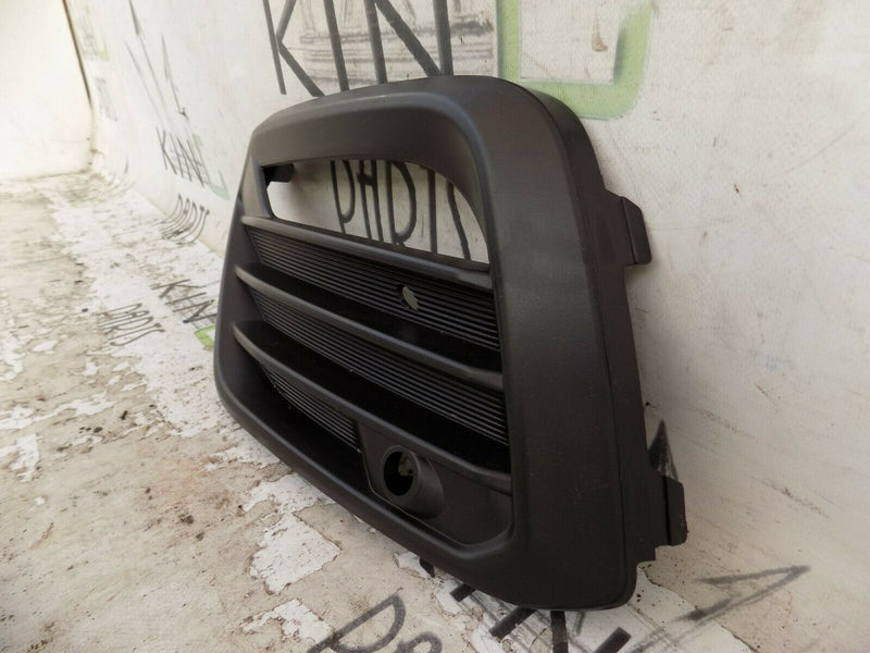 SEAT ATECA 2020-UP RHD FCL FRONT BUMPER LEFT SIDE GRILLE IN GREY + PDC HOLES