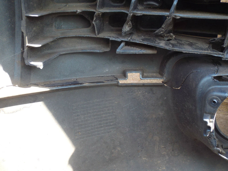 Renault Megane 2002-2005 3 Door Front Bumper Genuine (7325)