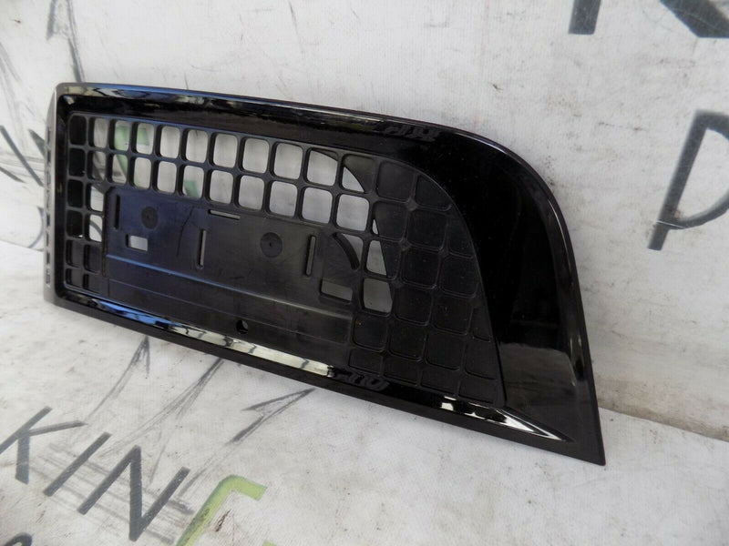 LAND ROVER DEFENDER L663 2020-ON FRONT RIGHT WING GRILLE L8B2-280B10-EC