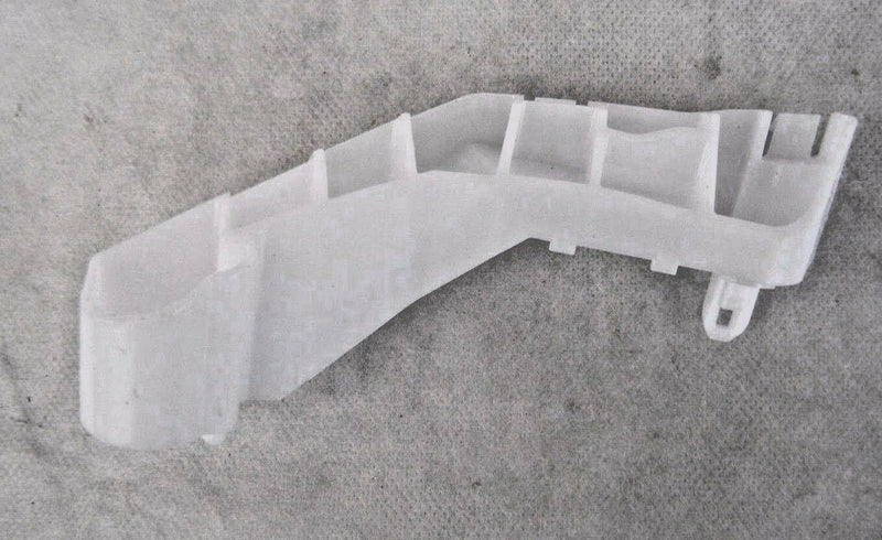 MITSUBISHI PAJERO 2006-2016 BUMPER BRACKET MOUNTING STRIP LEFT 6400A593 (J03)