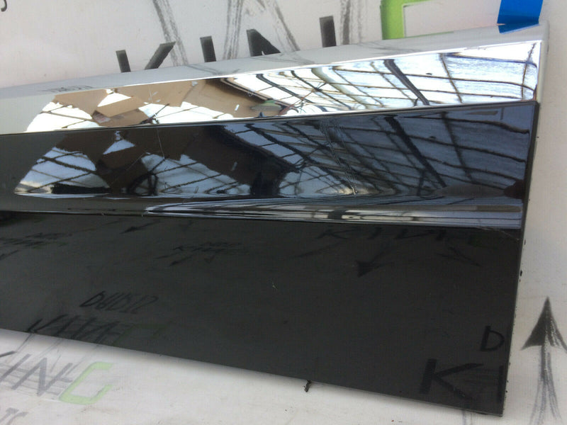 VW TOUAREG CR 7 MK3 2018> REAR DOOR PANEL RIGHT SIDE TRIM MOULDING 760854950