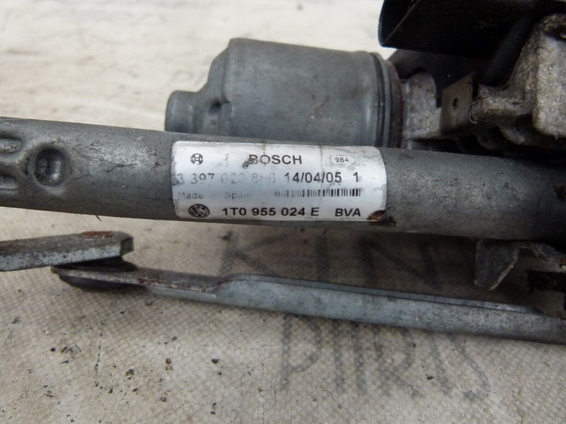 VOLKSWAGEN TOURAN I 2003-06 RIGHT WIPER MOTOR & LINKAGE GENUINE 1T0955120 S87-03