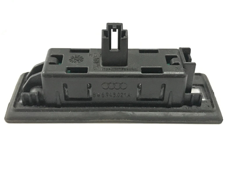 AUDI A4 S4 8W B9 2016-ON *NEW GENUINE REAR LICENSE NUMBER PLATE LIGHT 8W6943021A