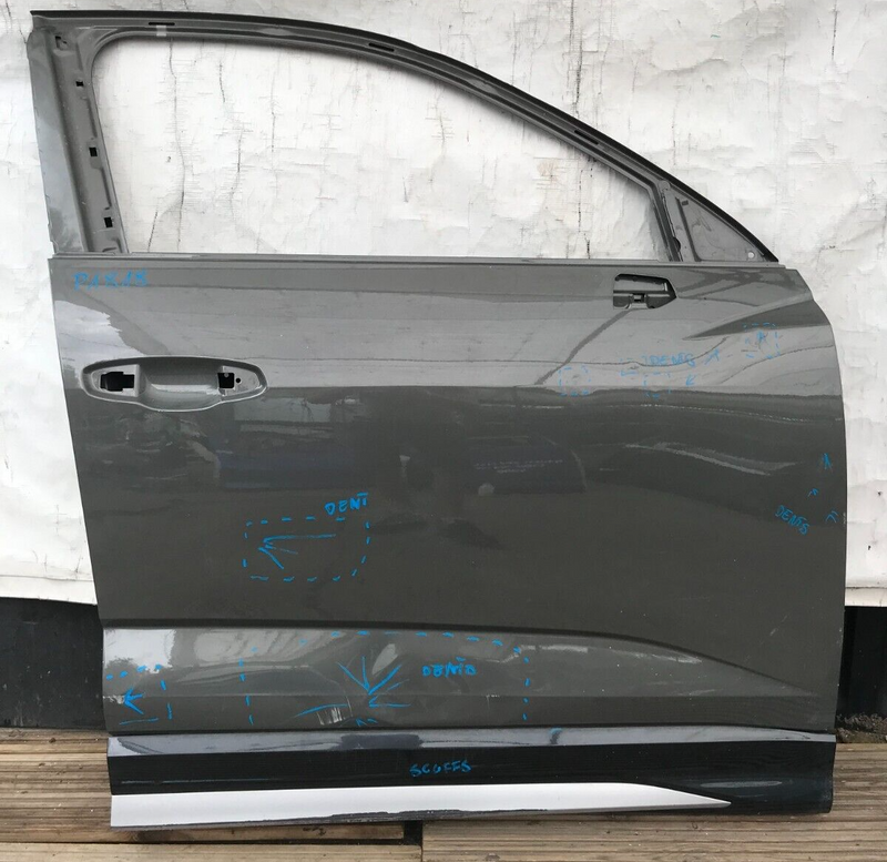 AUDI Q3 F3 MK2 83A 2018-23 GENUINE FRONT DOOR PANEL RIGHT DRIVER SIDE