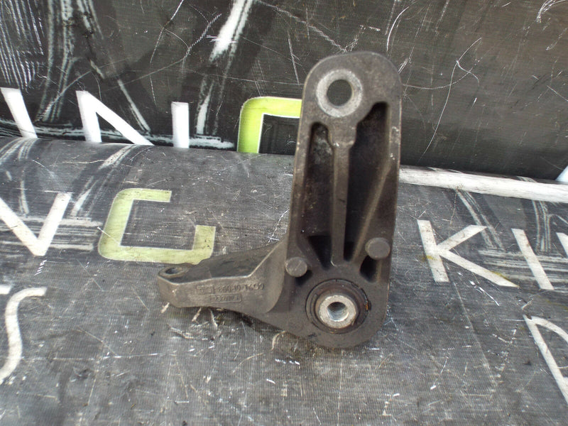 FORD GALAXY 2006-2014 2.0 CDTI GEARBOX MOUNTING MOUNT 6G916PO093