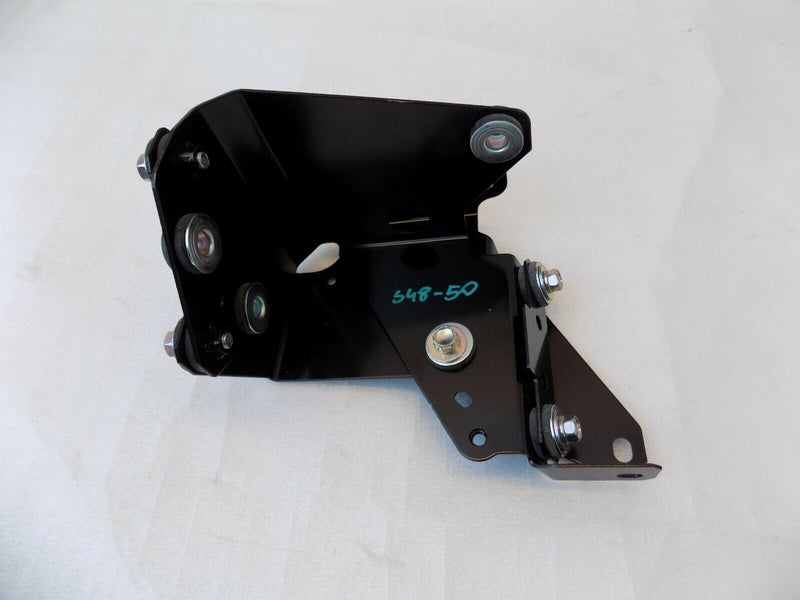 MITSUBISHI OUTLANDER PHEV 2013-2016 OIL COOLER PIPE BRACKET 9430A005 /S48-50