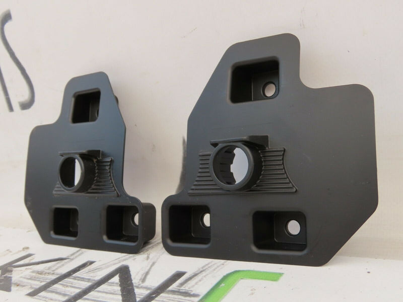 HYUNDAI I30 2019-ON PAIR OF LEFT & RIGHT PDC BRACKETS TO GRILL GRILLE *NEW*