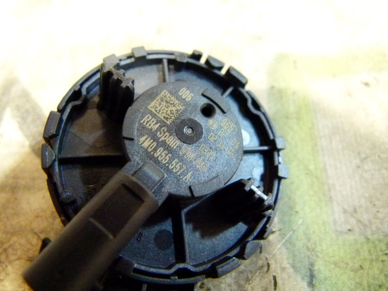 AUDI A4 S4 8W B9 2016-ON FRONT RIGHT SIDE CRASH IMPACT SENSOR 4M0955557