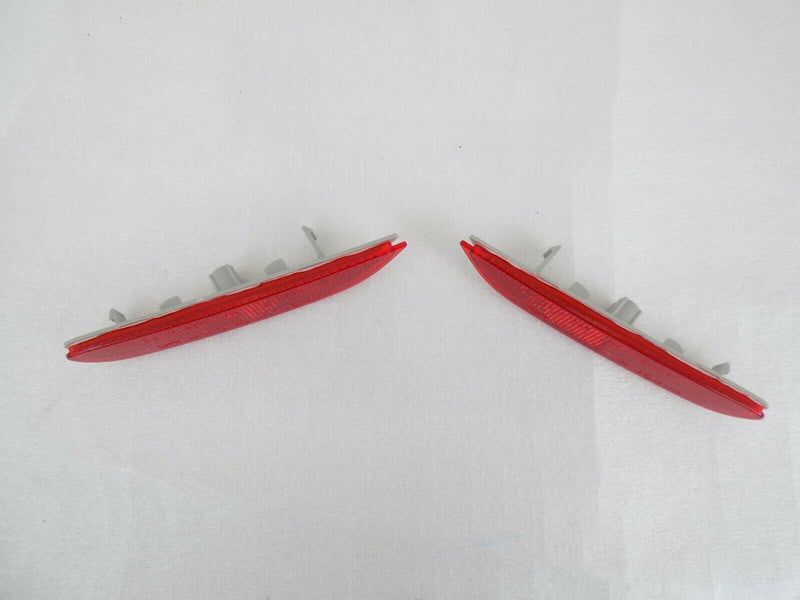 Nissan Rear Bumper Reflector Lens Left / Right 26565-JJ90A / 26560-JJ90A /S08-40