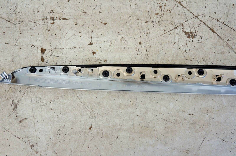 BMW 5 SERIES F10 2010-2017 REAR RIGHT DOOR MOULDING TRIM 7225526