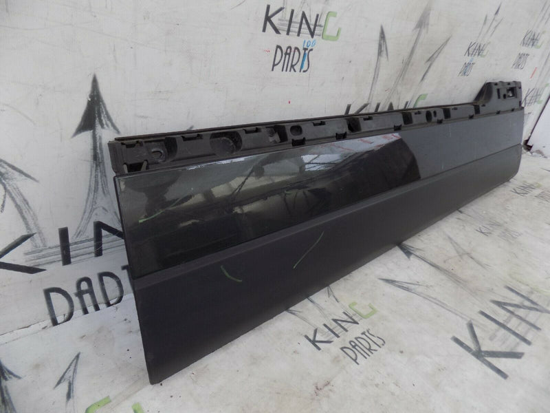 LAND ROVER VOGUE L405 FRONT RIGHT DRIVER SIDE LOWER DOOR TRIM CK5221064