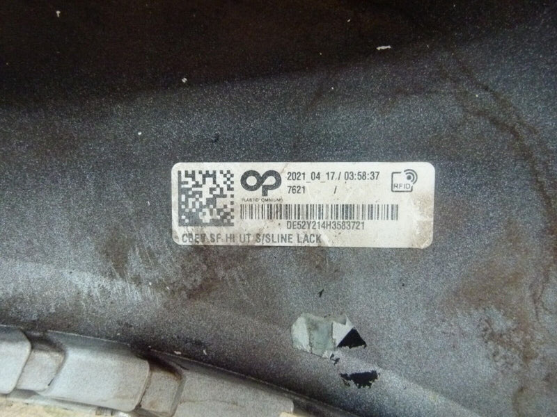 AUDI E-TRON 2018-ON REAR BUMPER PDC ALL WHITE GENUINE 4KE807521