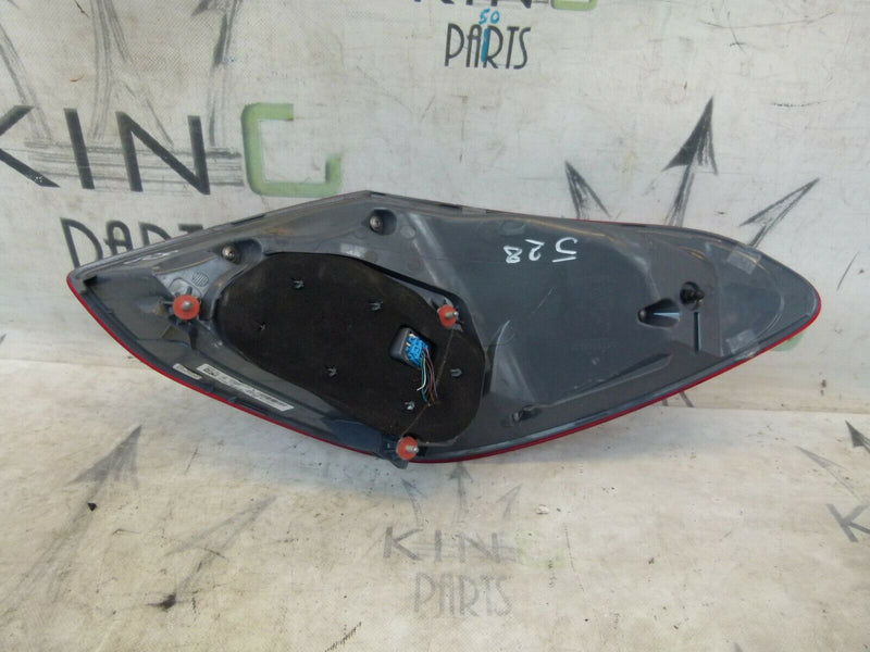MERCEDES W205 2014-2018 SALOON GENUINE REAR LED LIGHT LEFT PASSENGER SIDE