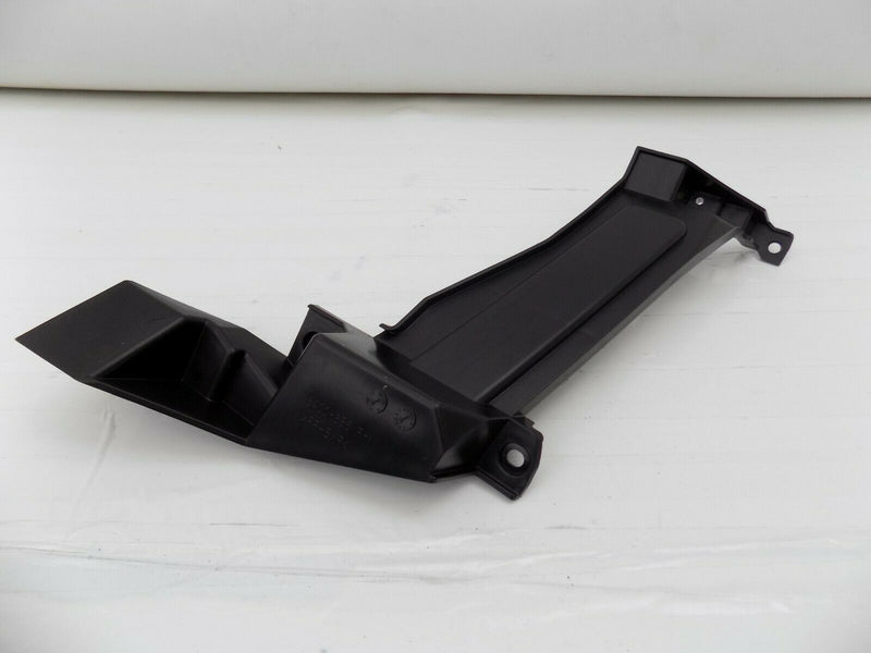 MITSUBISHI ECLIPSE CROSS 2017-ON FRONT BUMPER RIGHT SIDE GUIDE 6400H656 /S21-24