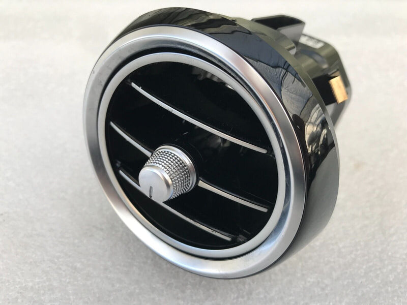 MERCEDES GLC AMG X253 2016-23 DASHBOARD MIDDLE AIR VENT CENTRE DASH A2058304604