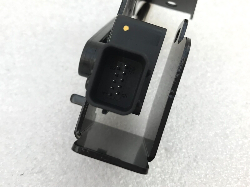 HYUNDAI TUCSON MK3 TL 2015-19 HEADLIGHT LEVELING SENSOR & BRACKET 92190-D7000