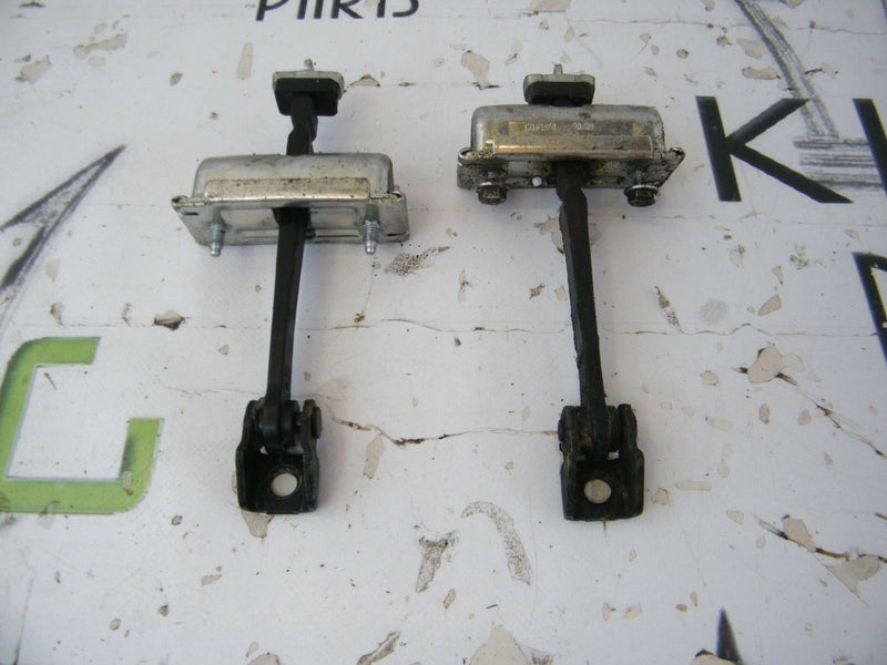 VAUXHALL CORSA D / E 2006-ON REAR PAIR OF DOOR STOPPERCHECK HINGE STRAP LH & RH