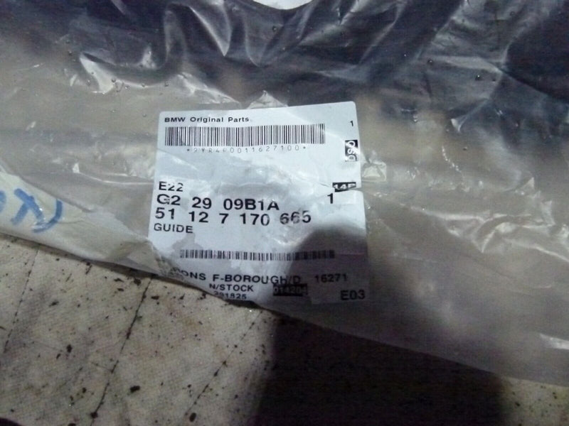 BMW 1 SERIES E82 2007-2011 REAR BUMPER MOUNTING BRACKET GENUINE 7170665