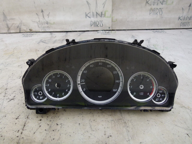 MERCEDES E CLASS W212 2009-2012 DASHBOARD SPEEDOMETER GENUINE A2049072709